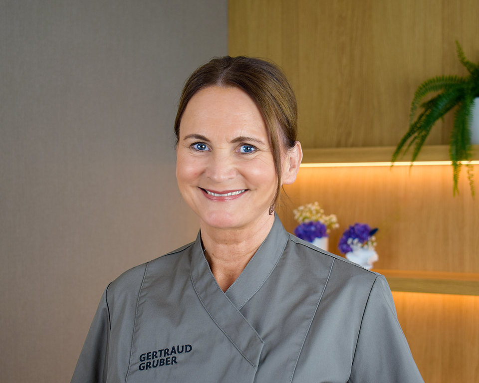 Eine von 1200 Gertraud Gruber Fachkosmetikerinnen